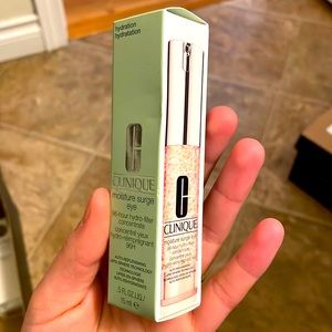 Clinique moisture surge